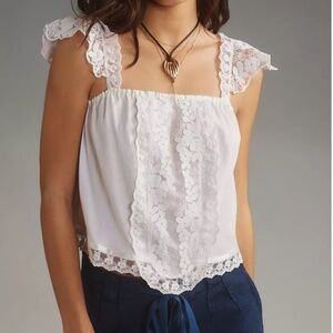 NWOT - Tiny Daphne Lace Tank